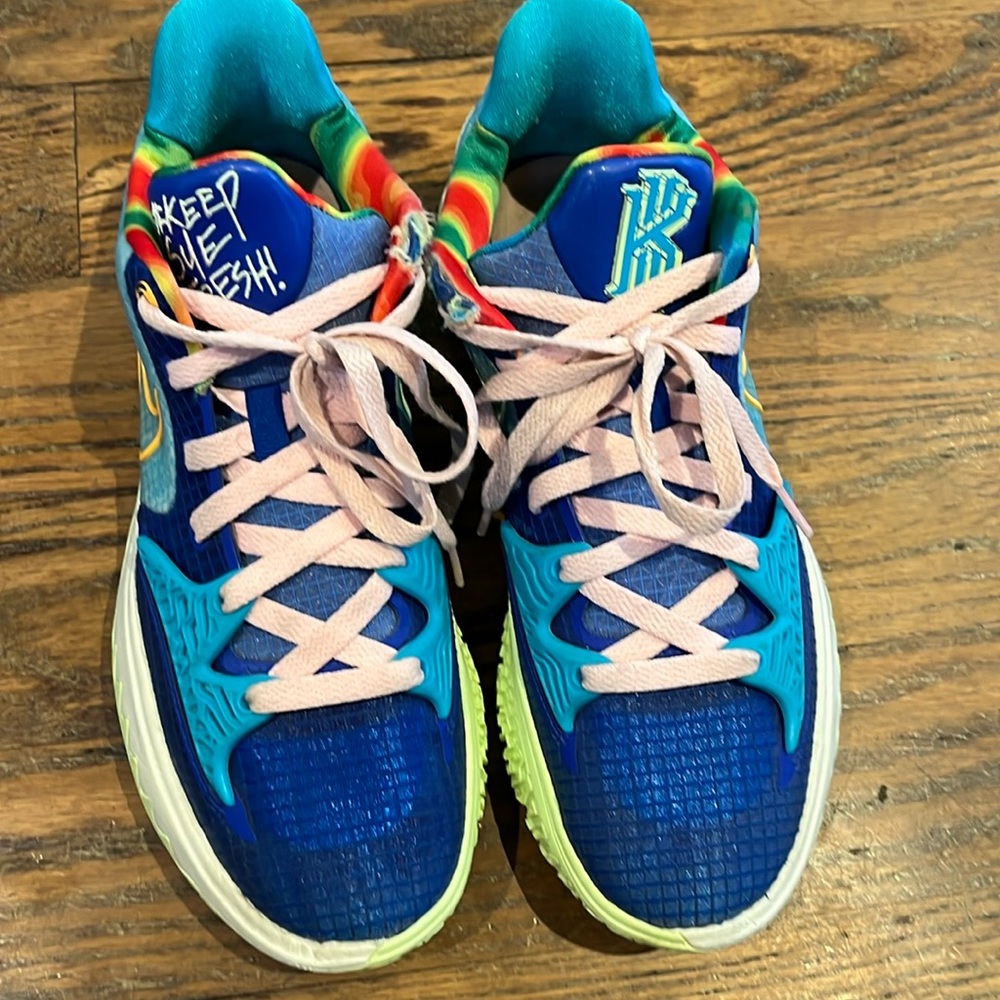 Nike Kyrie Low 4 “Keep Sue Fresh”